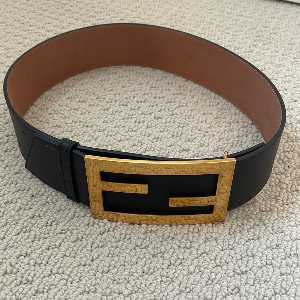 Fendi Double Wide Baguette Belt size 75cm - never worn